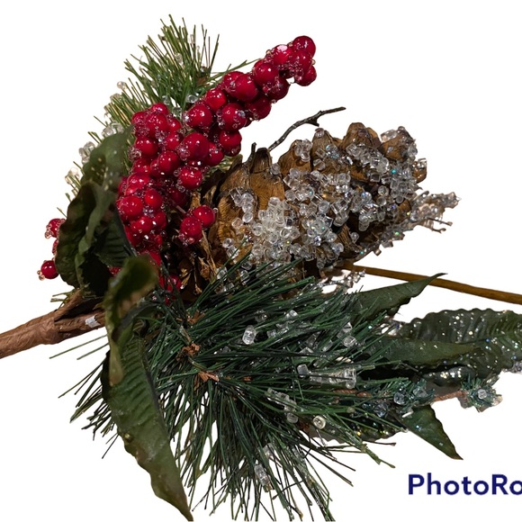 Christmas Holiday Berry, pine cone, pine and frozen ice sprays - Picture 1 of 6